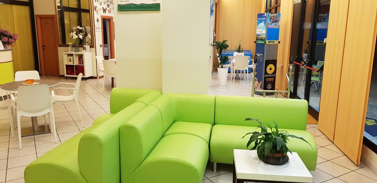 Hotel La Falena Червия Экстерьер фото
