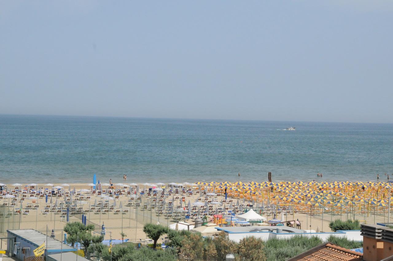 Hotel La Falena Червия Экстерьер фото
