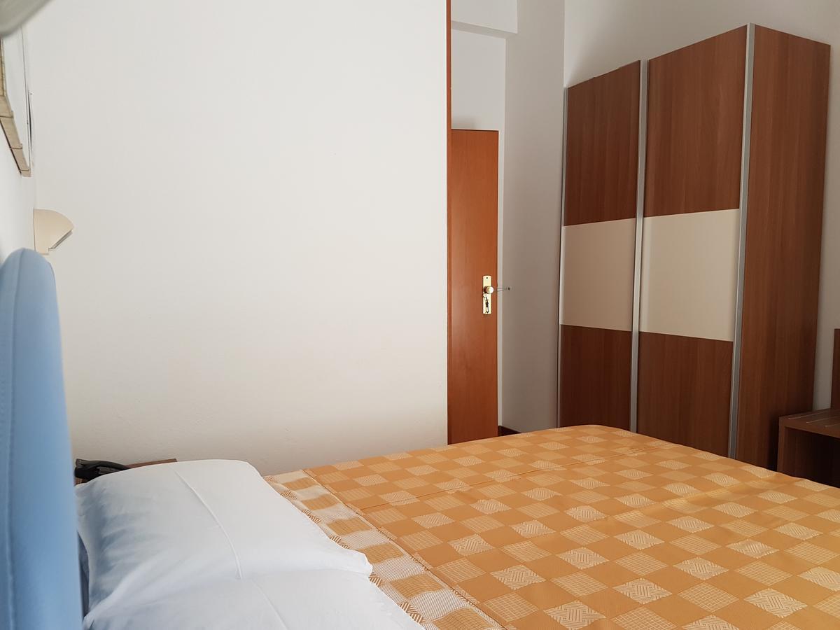 Hotel La Falena Червия Экстерьер фото