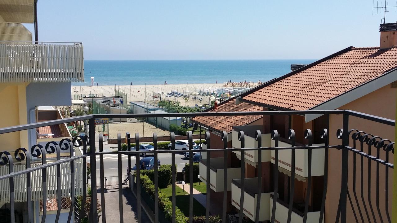 Hotel La Falena Червия Экстерьер фото