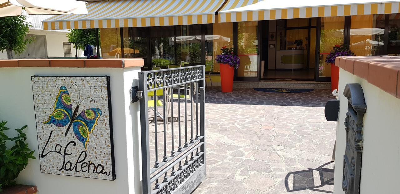 Hotel La Falena Червия Экстерьер фото